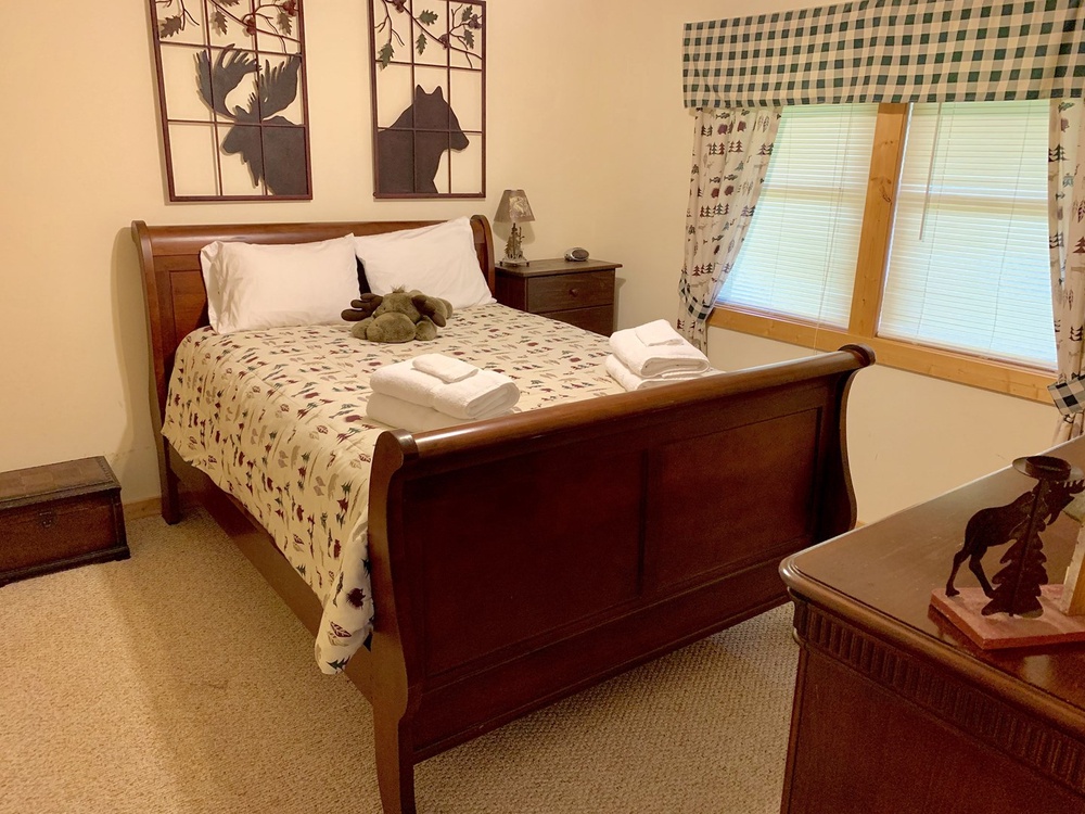 Bedroom 3 - Queen Bed, Lower Level