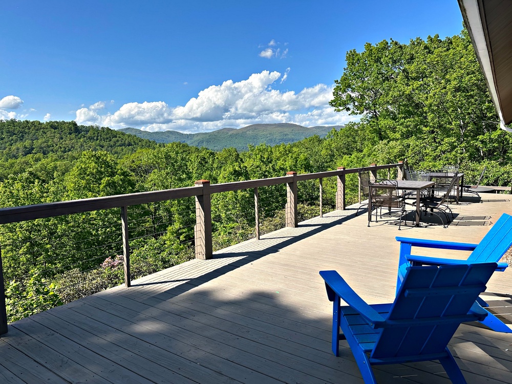 Year-Round Mountain Views from the Deck