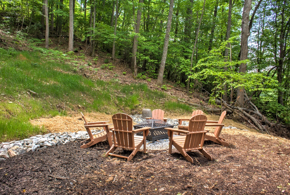 Firepit with Outdoor Seating