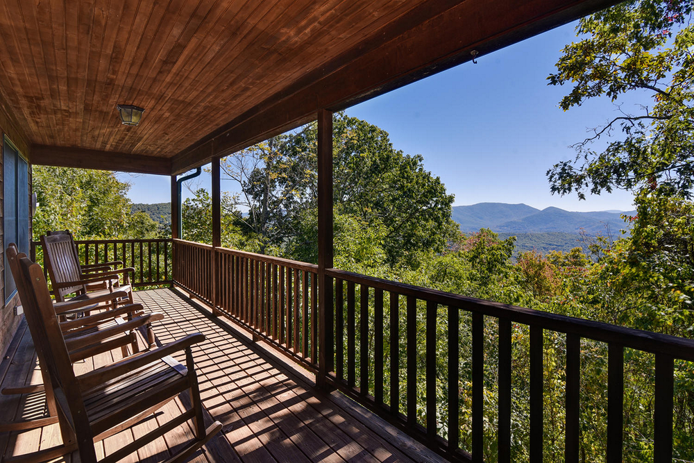Long Range Mountain Views from the Covered Porch 