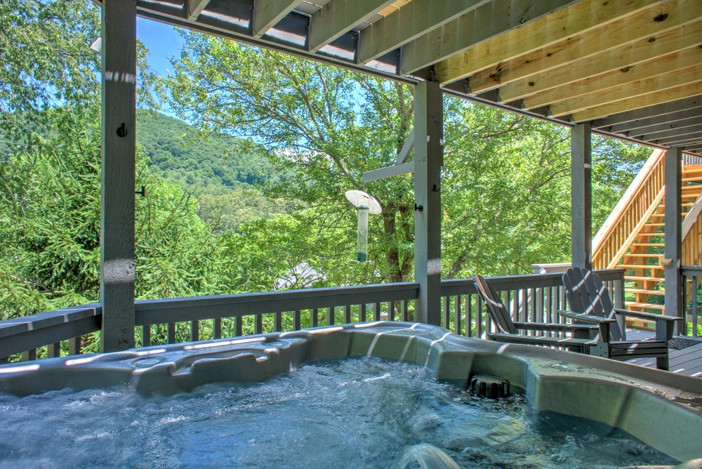 Relax in Blue Sky Manor's Hot Tub