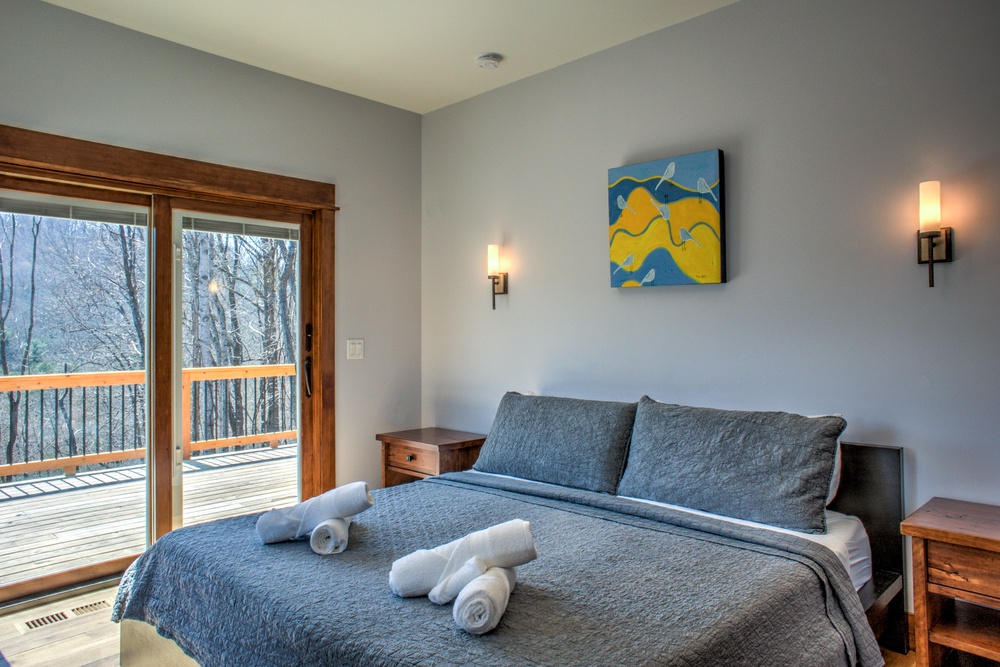 Main Level - Bedroom 1 - King Bed