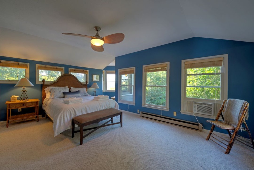 Bedroom 3 - Queen Bed, Upper Level