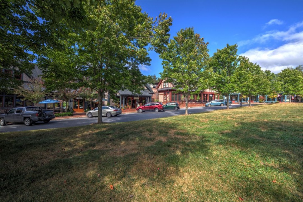 Village of Cheshire Cabins - Cardinal's Cove