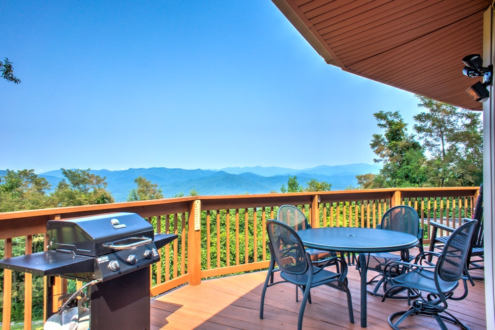 Hang Out and Grill With Mountain Views