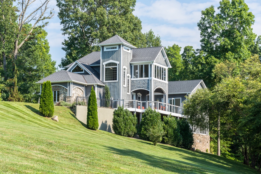 Waterfall Manor