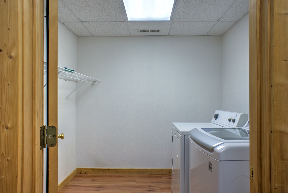 Lower Level - Laundry Area