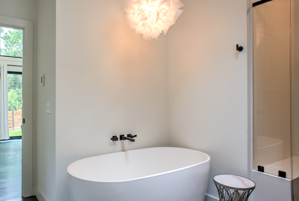 Soaking Tub