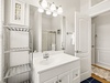 Primary King En-Suite - Single Vanity