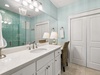 King Guest En-Suite - Single Vanity