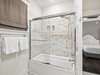 Full Guest En-Suite - Shower/Tub Combo