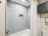 King Guest En-Suite - Shower/Tub Combo