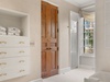 En suite Queen Bedroom (1st Floor)