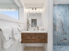Third floor king ensuite bathroom