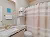 Full Ensuite Bathroom