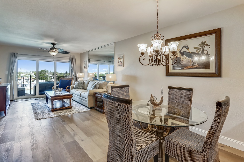 Land's End 4-405 Bay Front - Premier