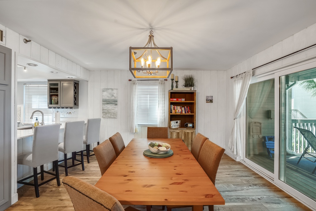 Pelican Pointe 2C