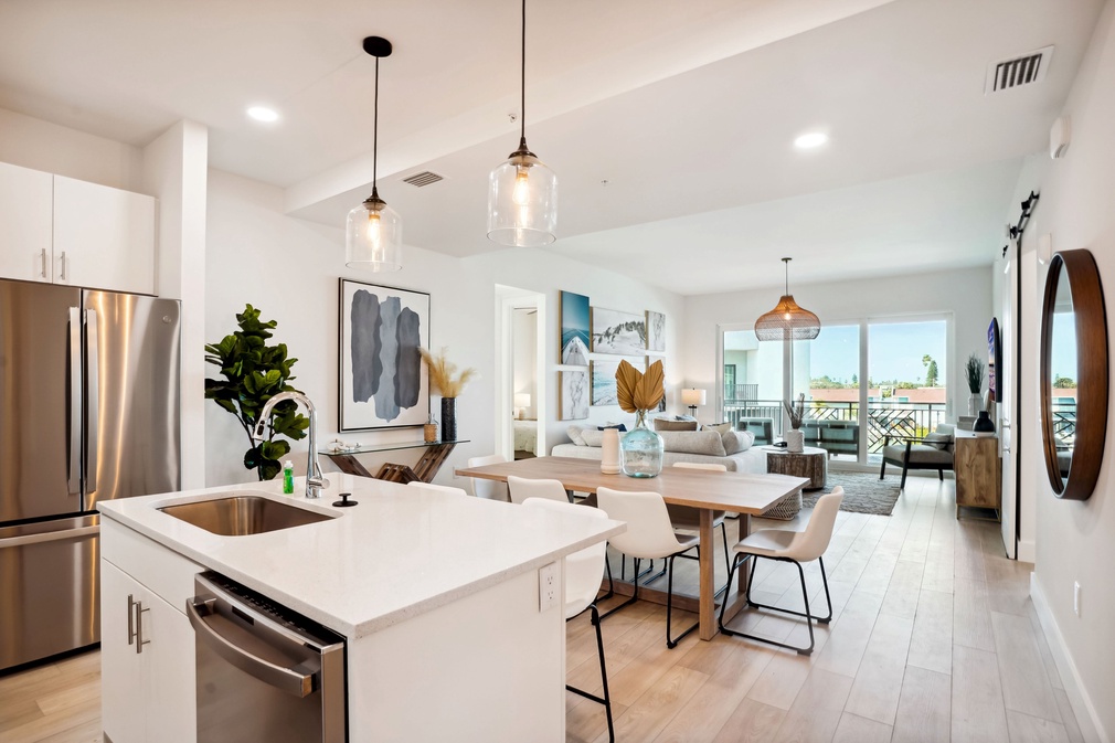 The Harbor Condo 311 - Premier