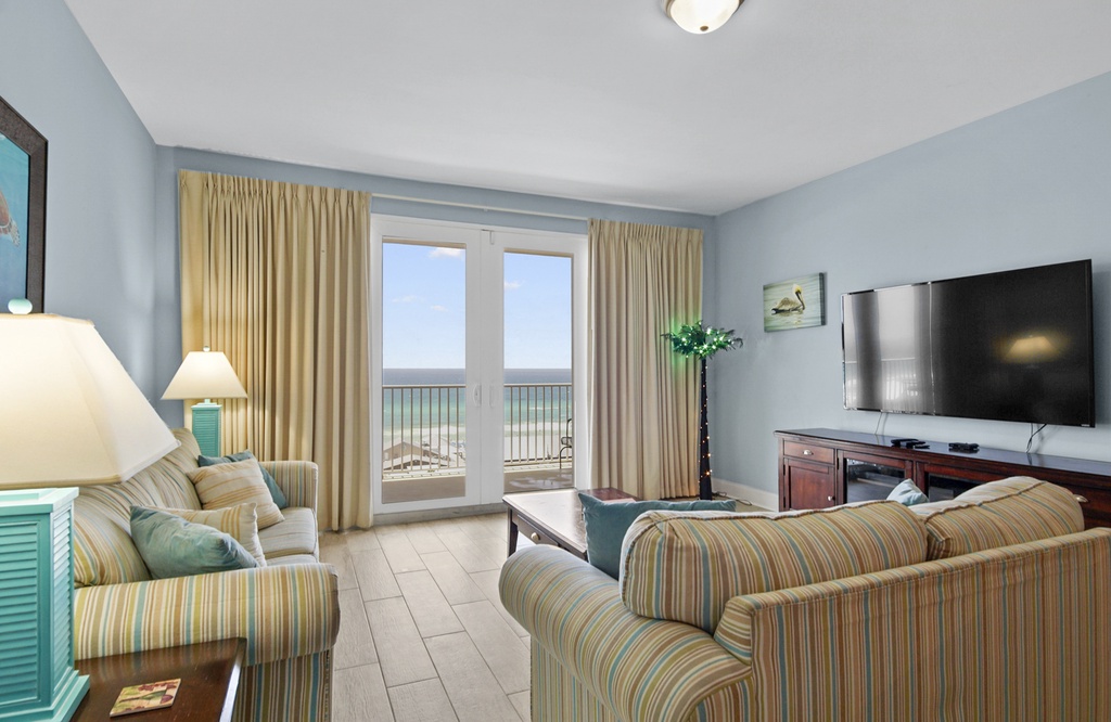 Laketown Wharf #1025