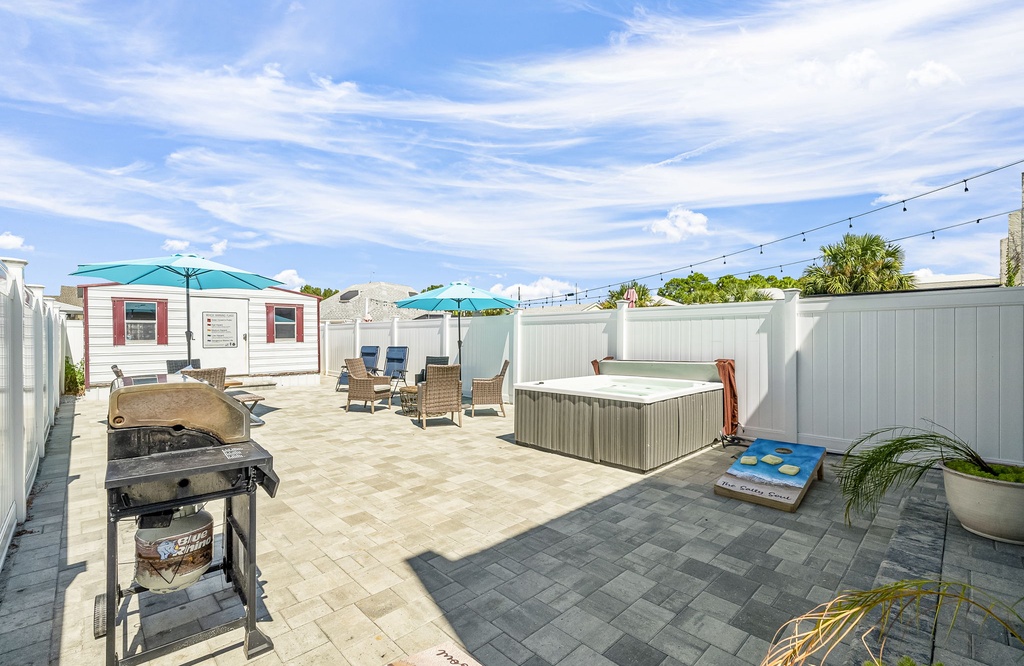 32-web-or-mls-8422a Thomas Dr-20