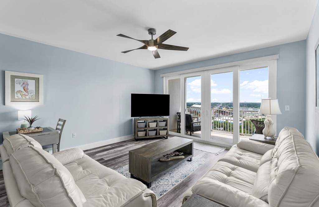 17-web-or-mls-9902 S Thomas Dr 1231-15