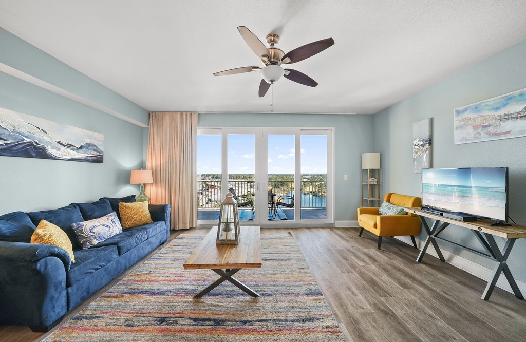 Laketown Wharf #1335