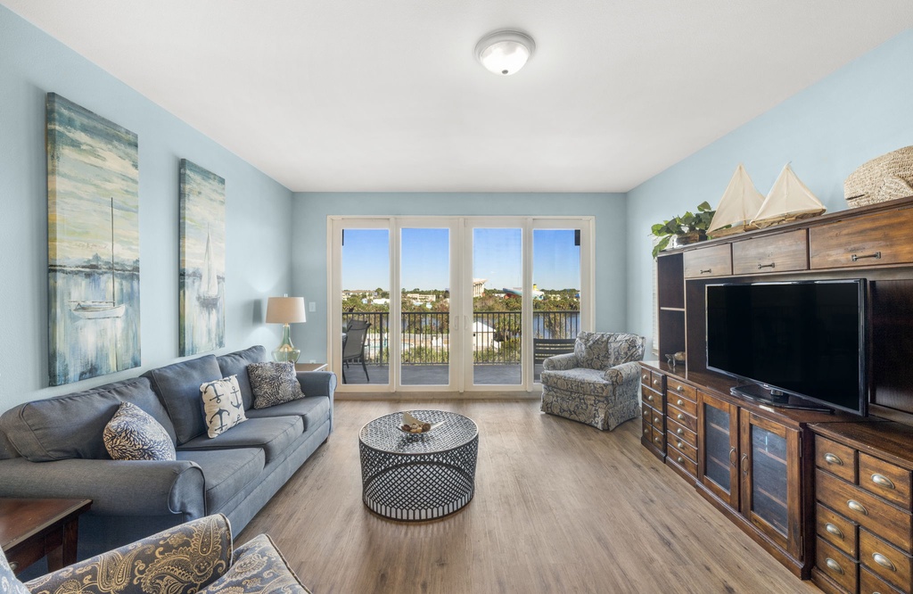 Laketown Wharf #0201