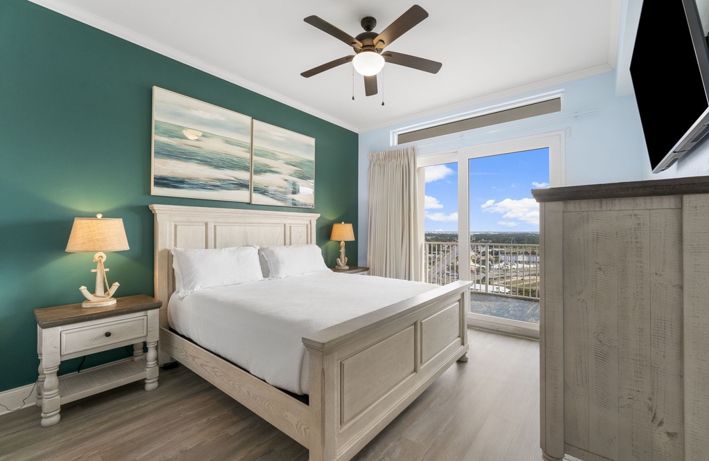 Laketown Wharf #2030