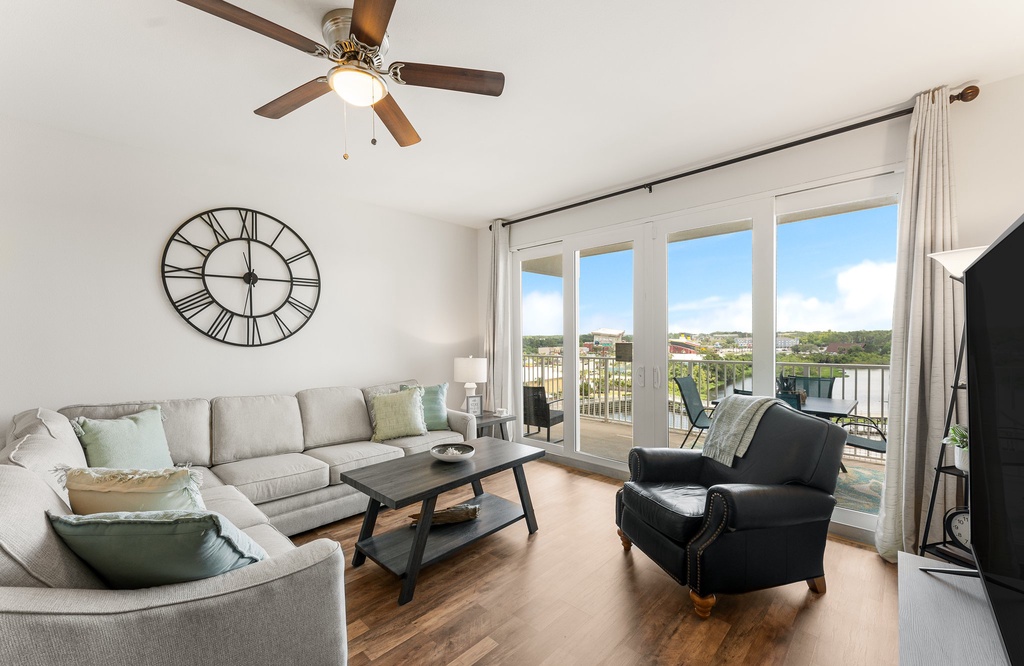 Laketown Wharf #0628