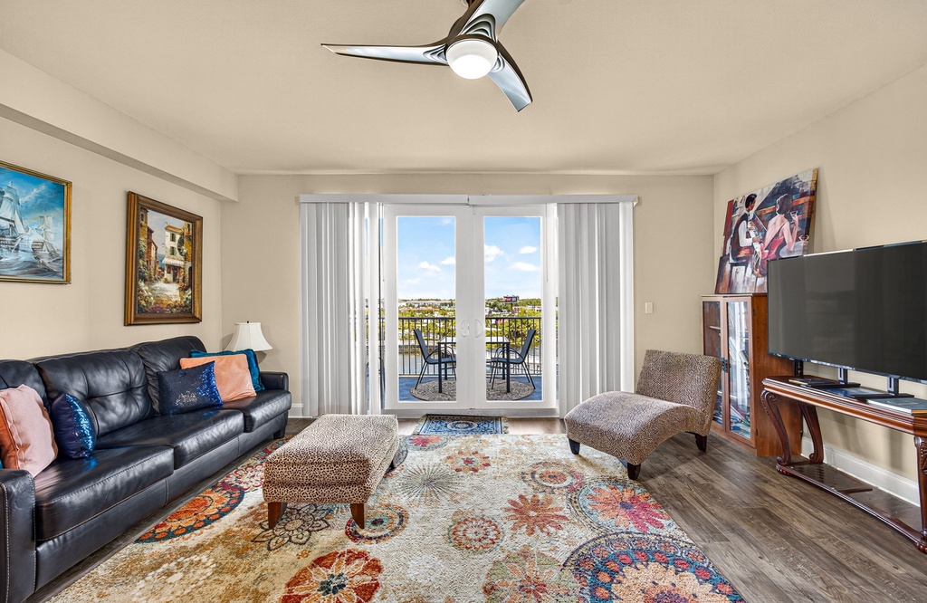 13-web-or-mls-PANHANDLE - 9902 S THOMAS DR 417 - 12