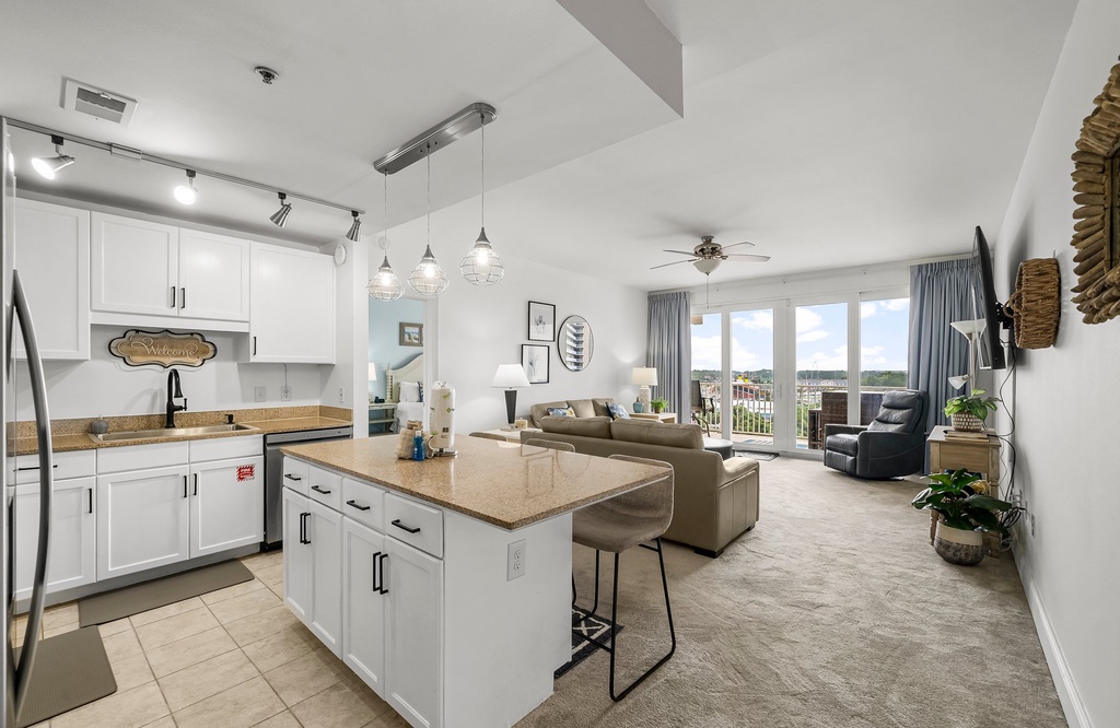 Laketown Wharf #0830