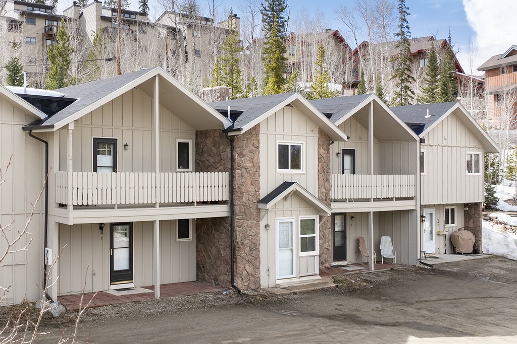 Hideaway Village Alpine 4