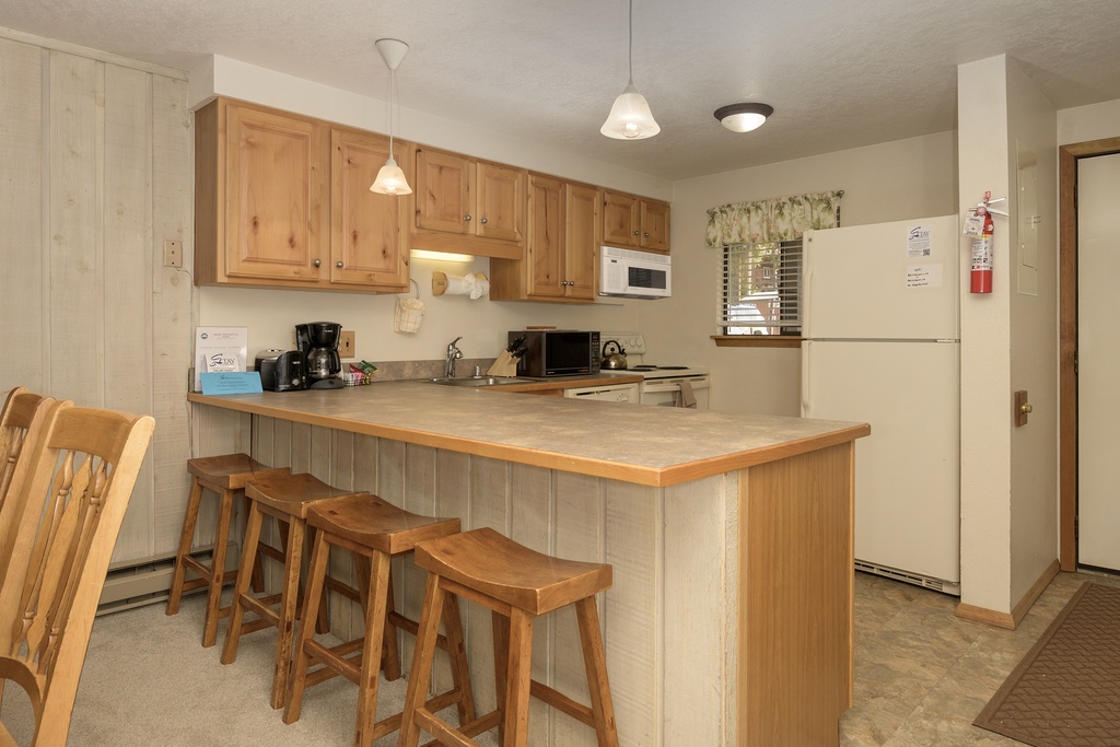 Beaver Village Unit #0712R