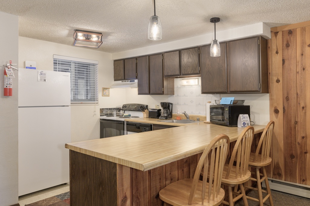 Beaver Village Unit #0623R