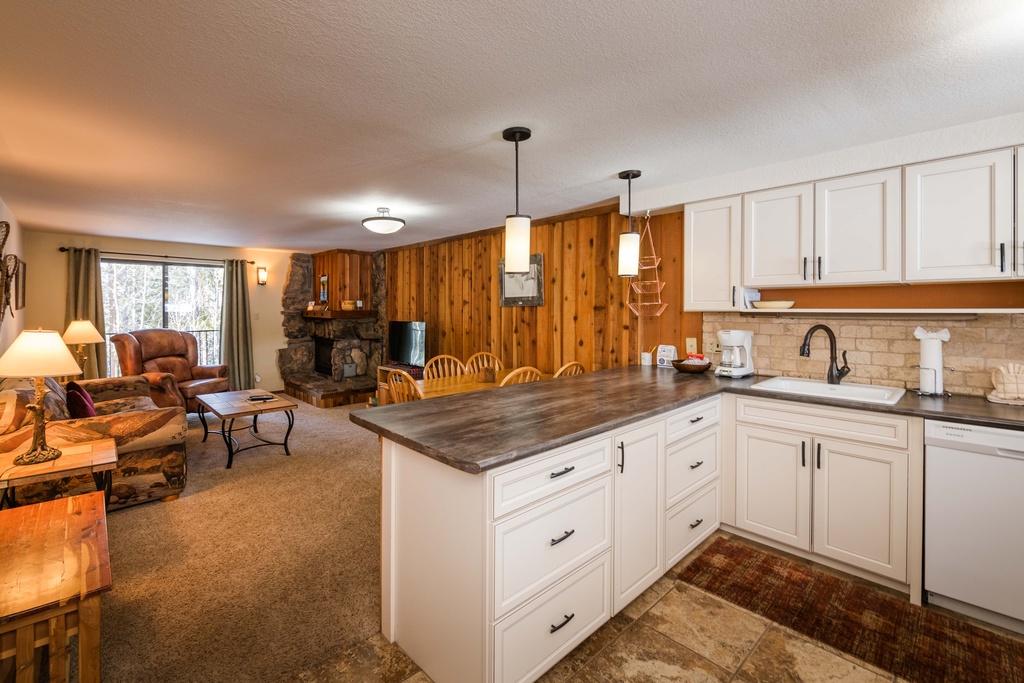 Beaver Village Unit #0612R