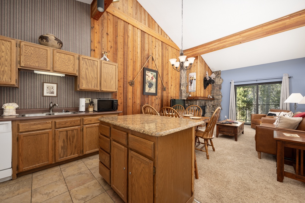 Beaver Village Unit #1633R