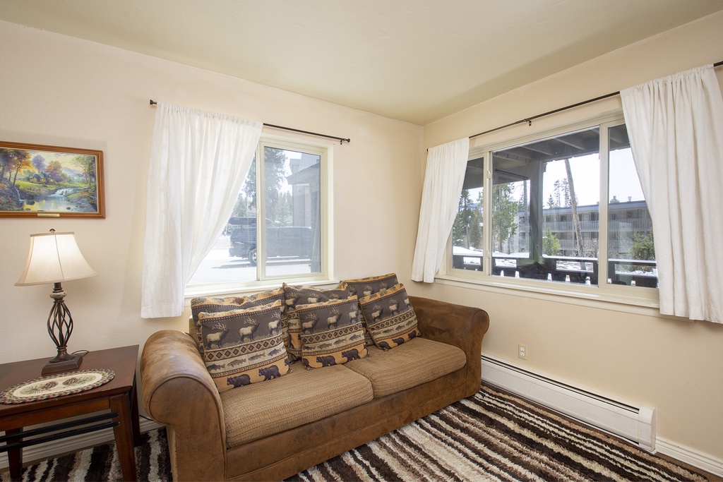 Hi Country Haus Unit 0406