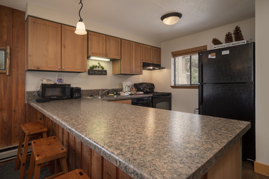 Beaver Village Unit #1824R