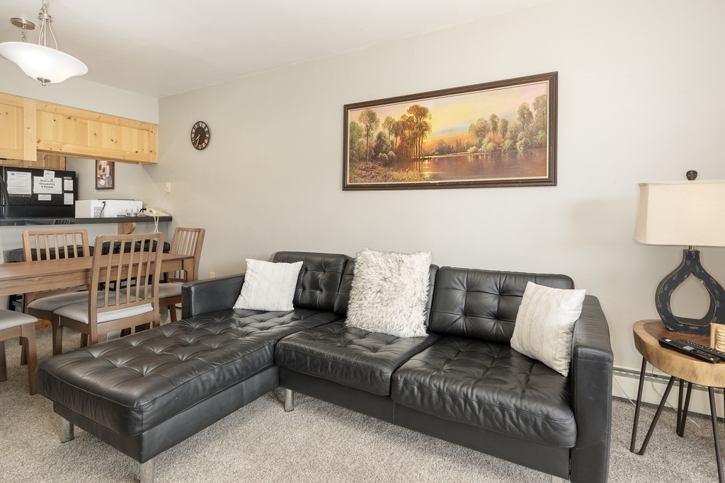 Meadow Ridge Court 8 Unit 6