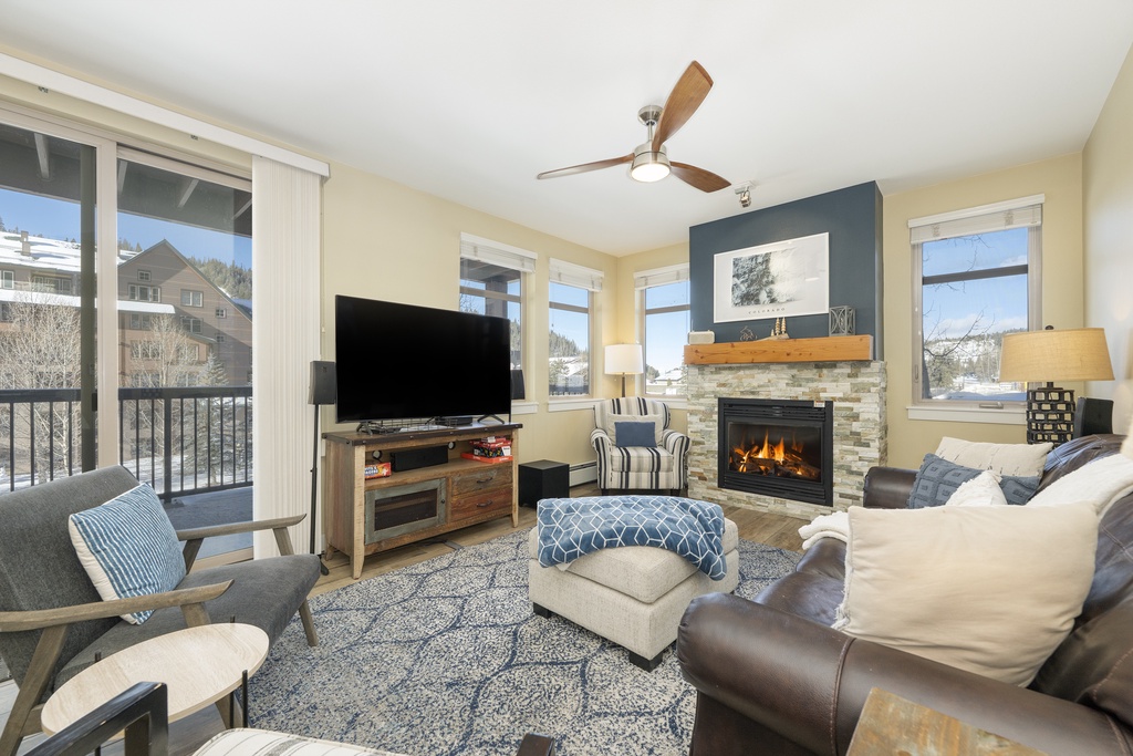 Fraser Crossing 3302