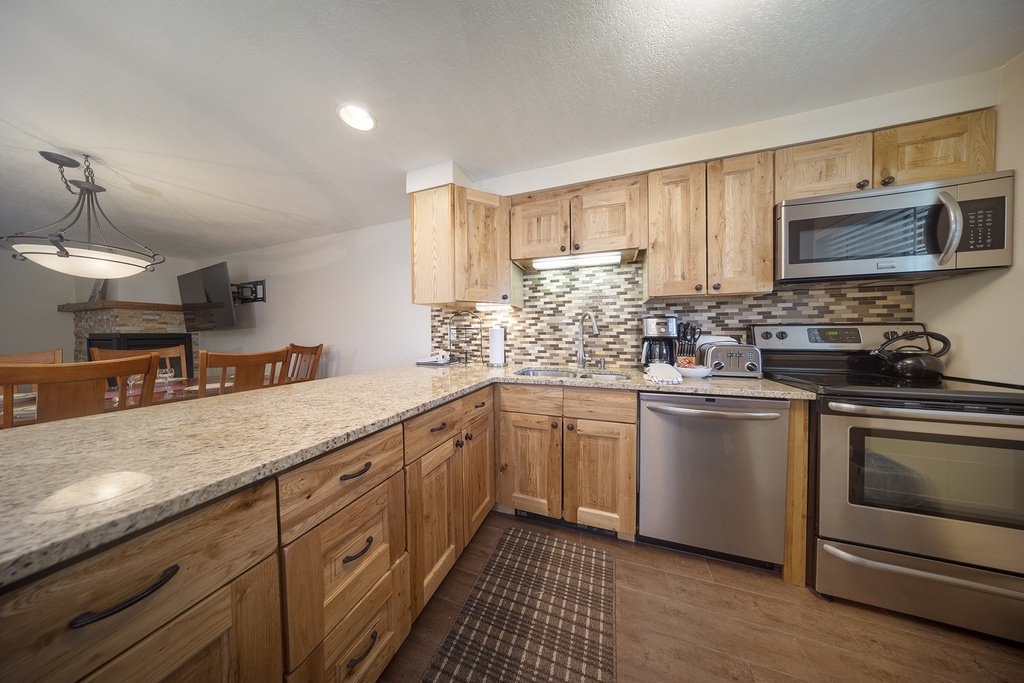 Beaver Village Unit #1123R