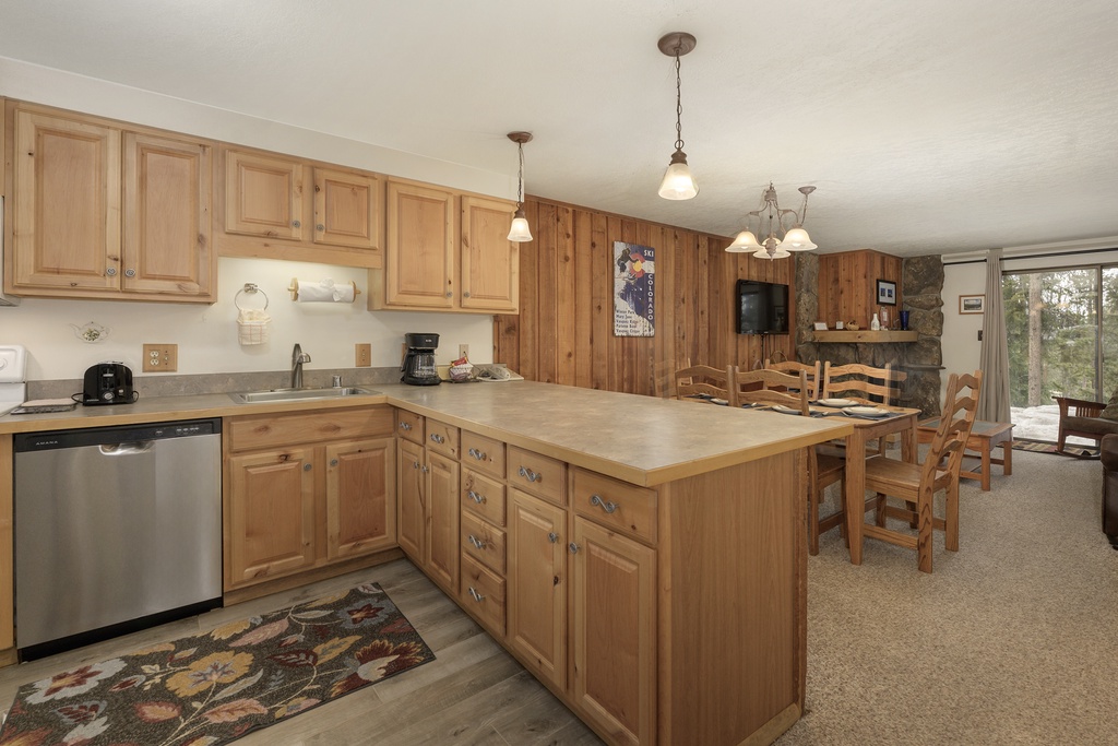 Beaver Village Unit #0711R