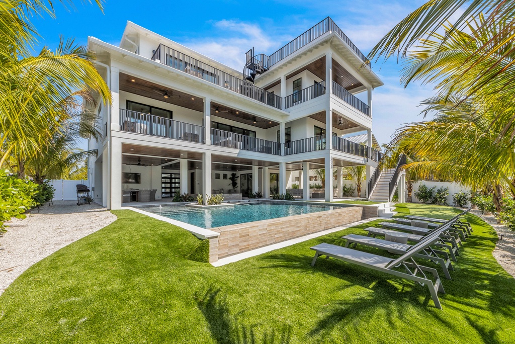 Featured Property Shell We Dance
