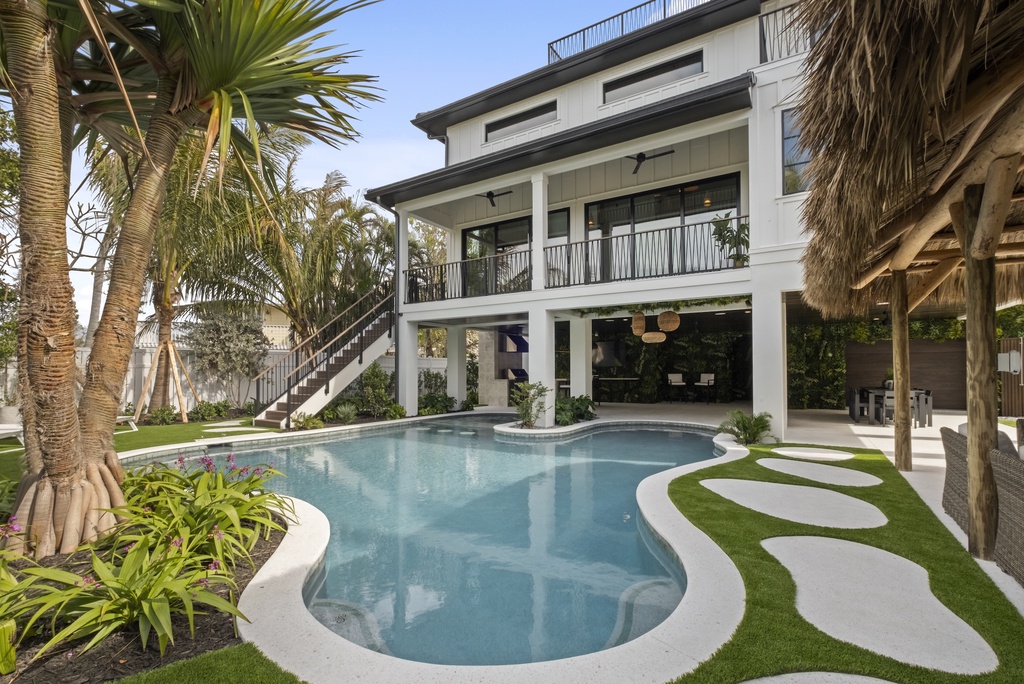 Featured Property Periwinkle Place