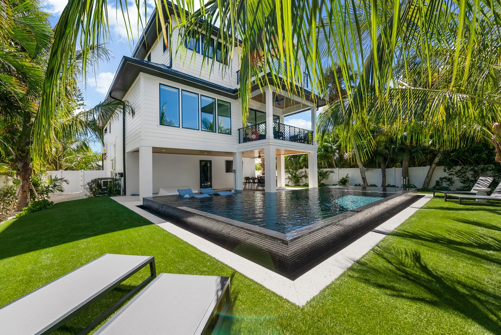 Featured Property The Black Pearl