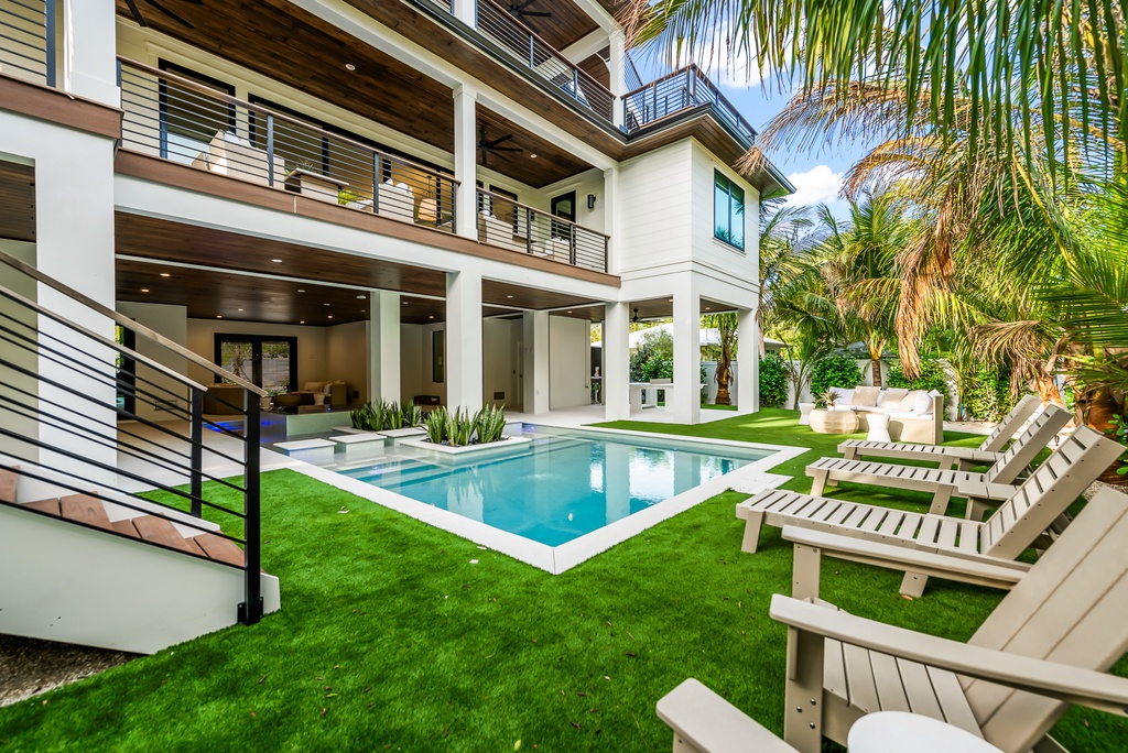 Featured Property Moondance