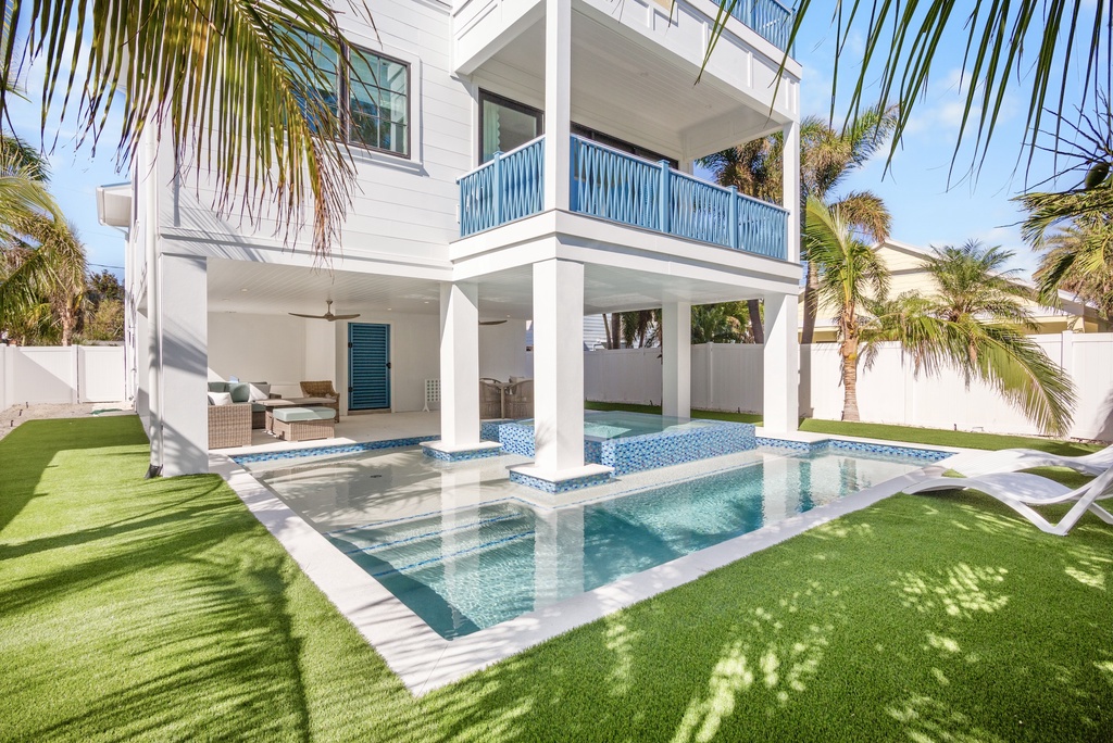 Featured Property Love Me Blue