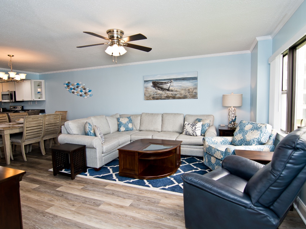 Featured Property Summer Winds B-233