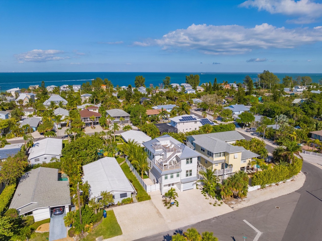 Coastal-style exterior