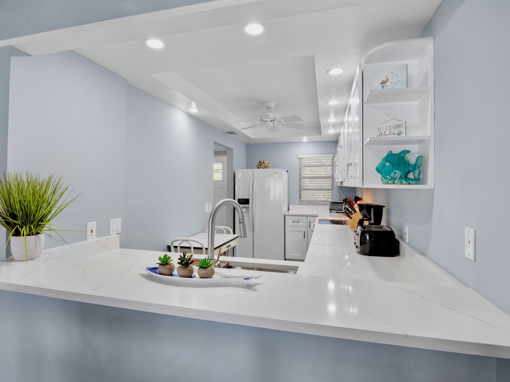 Fully equipped kitchen